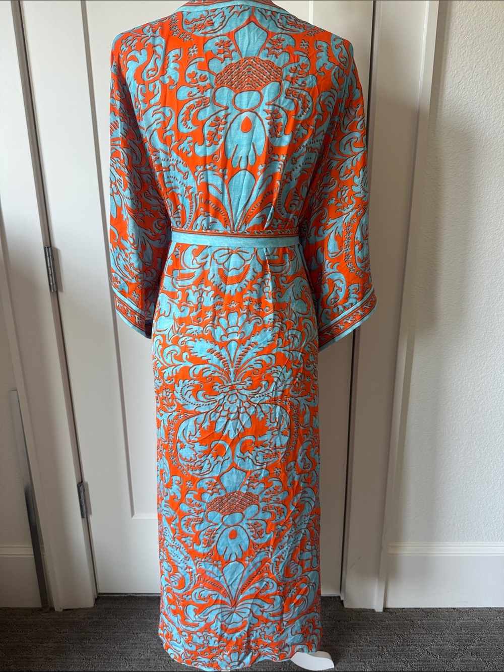 Alice + Olivia Orange and Aqua Floral Kimono Dress with Tie Belt - Picture 6 of 10